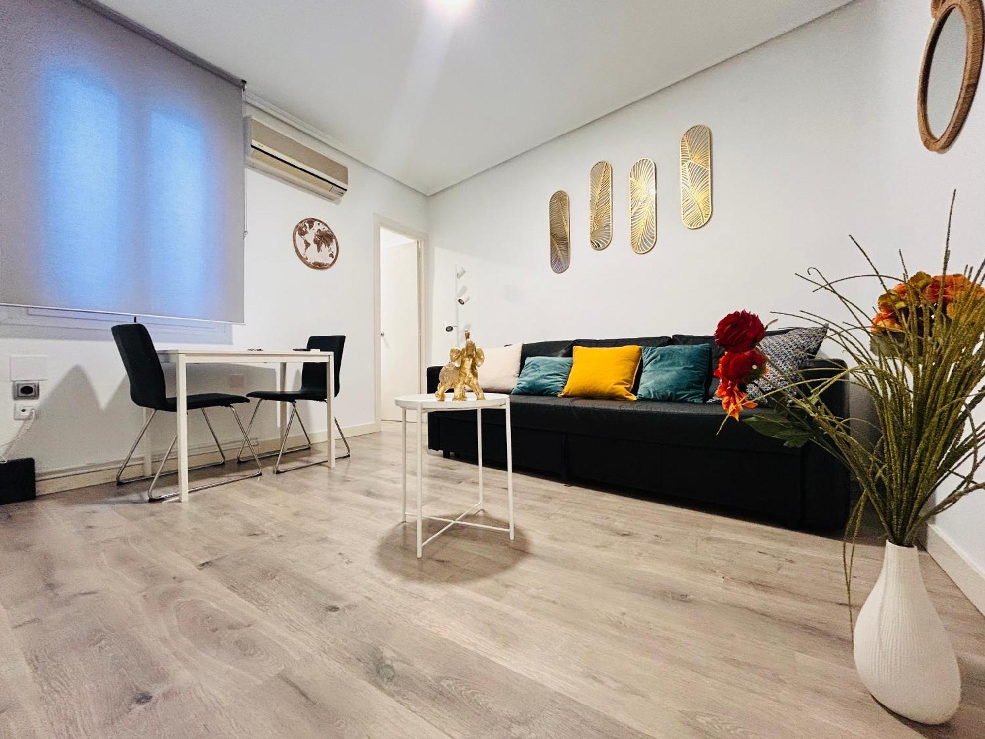Precioso Apartamento Palacio Real, Madrid Bagian luar foto